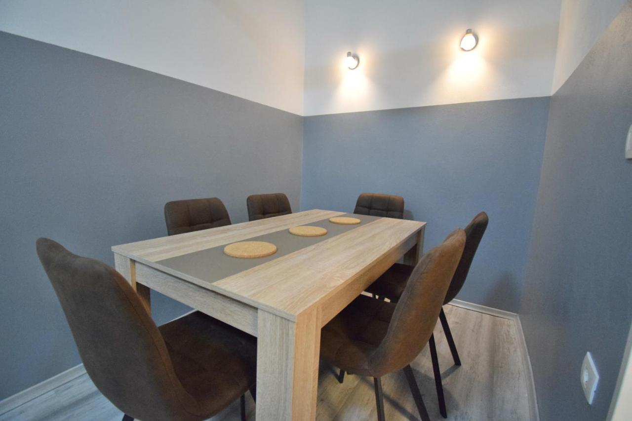 Secret Garden Apartment Koper Ngoại thất bức ảnh