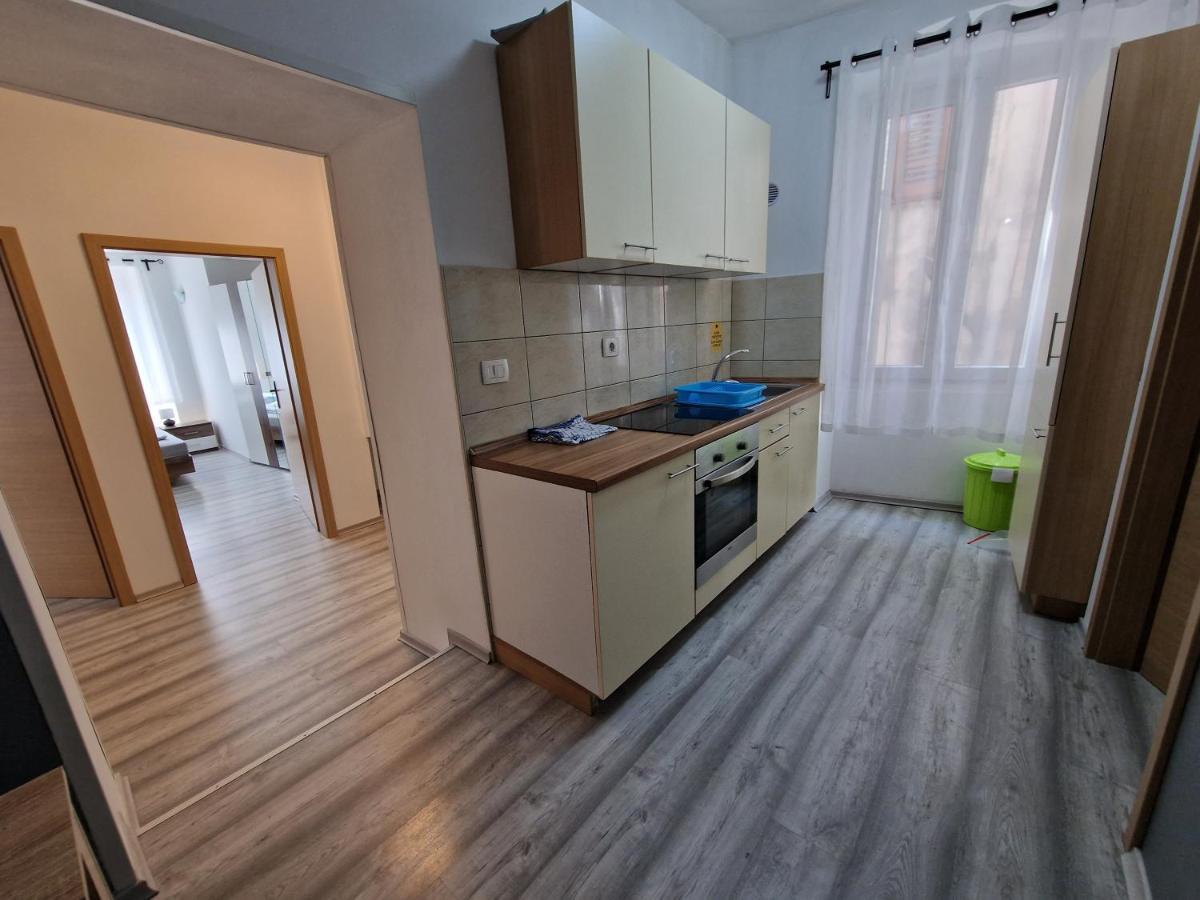 Secret Garden Apartment Koper Ngoại thất bức ảnh